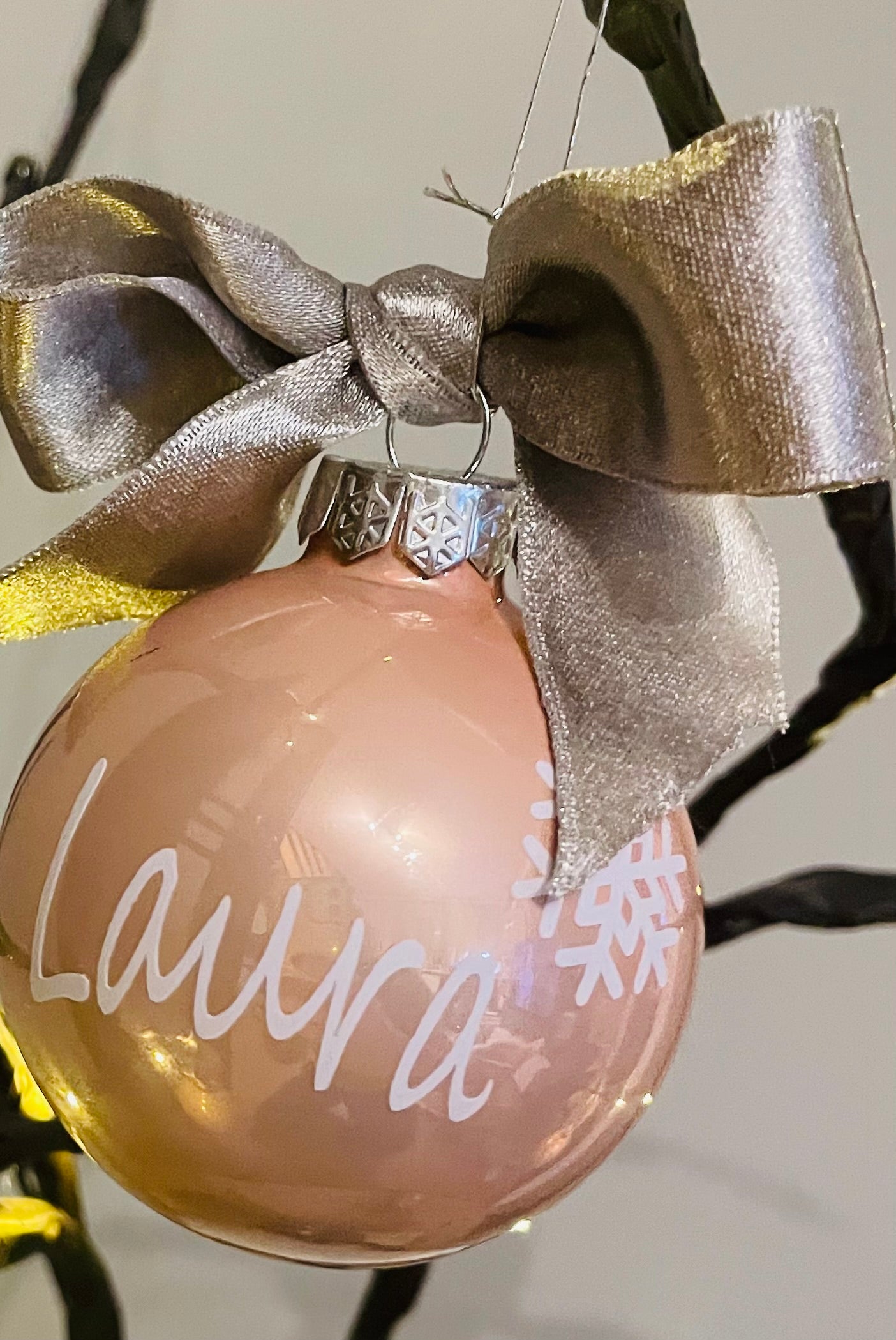 Vánoční ozdoba růžova lesklá