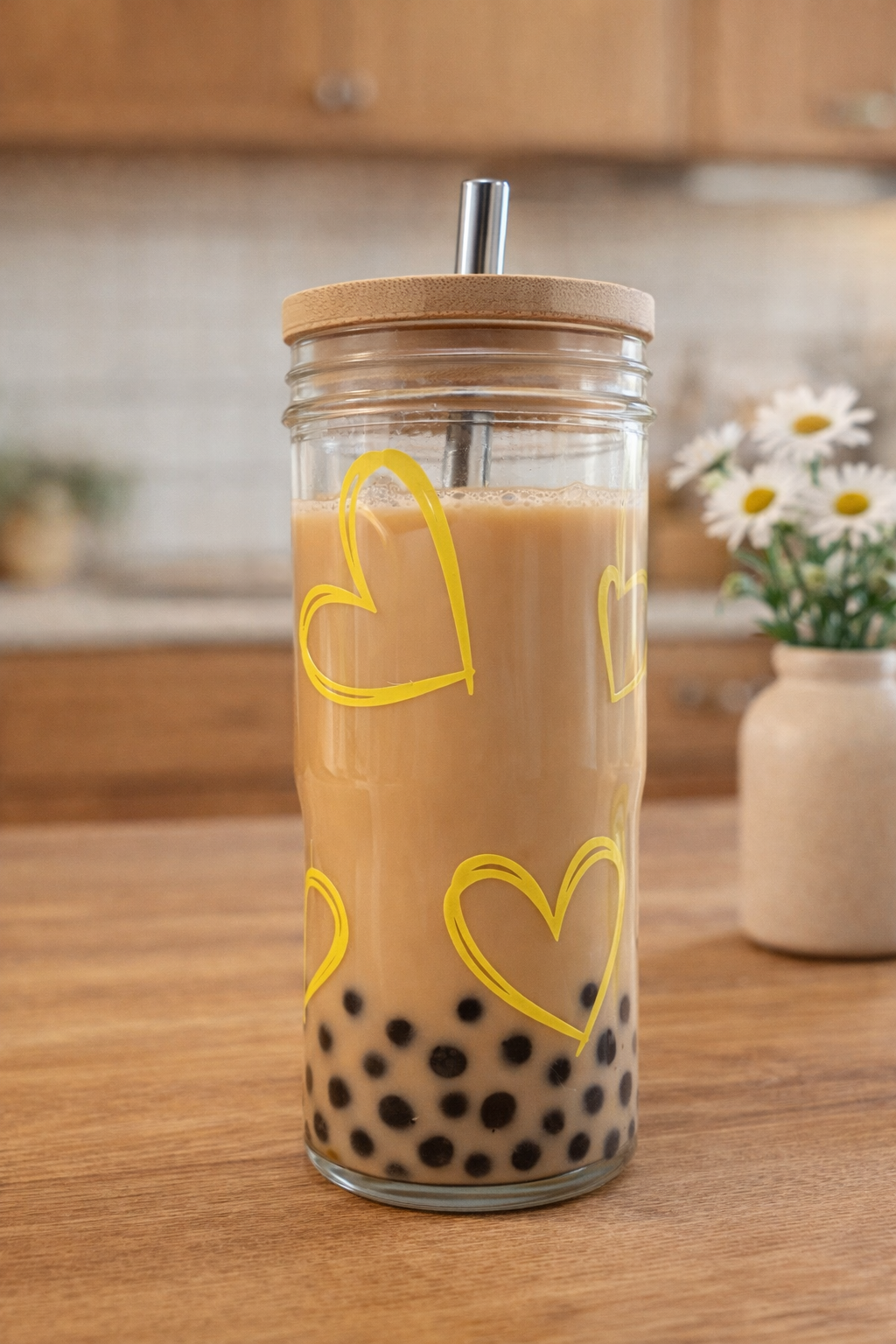 Sklenička na bubble tea - žluté srdce
