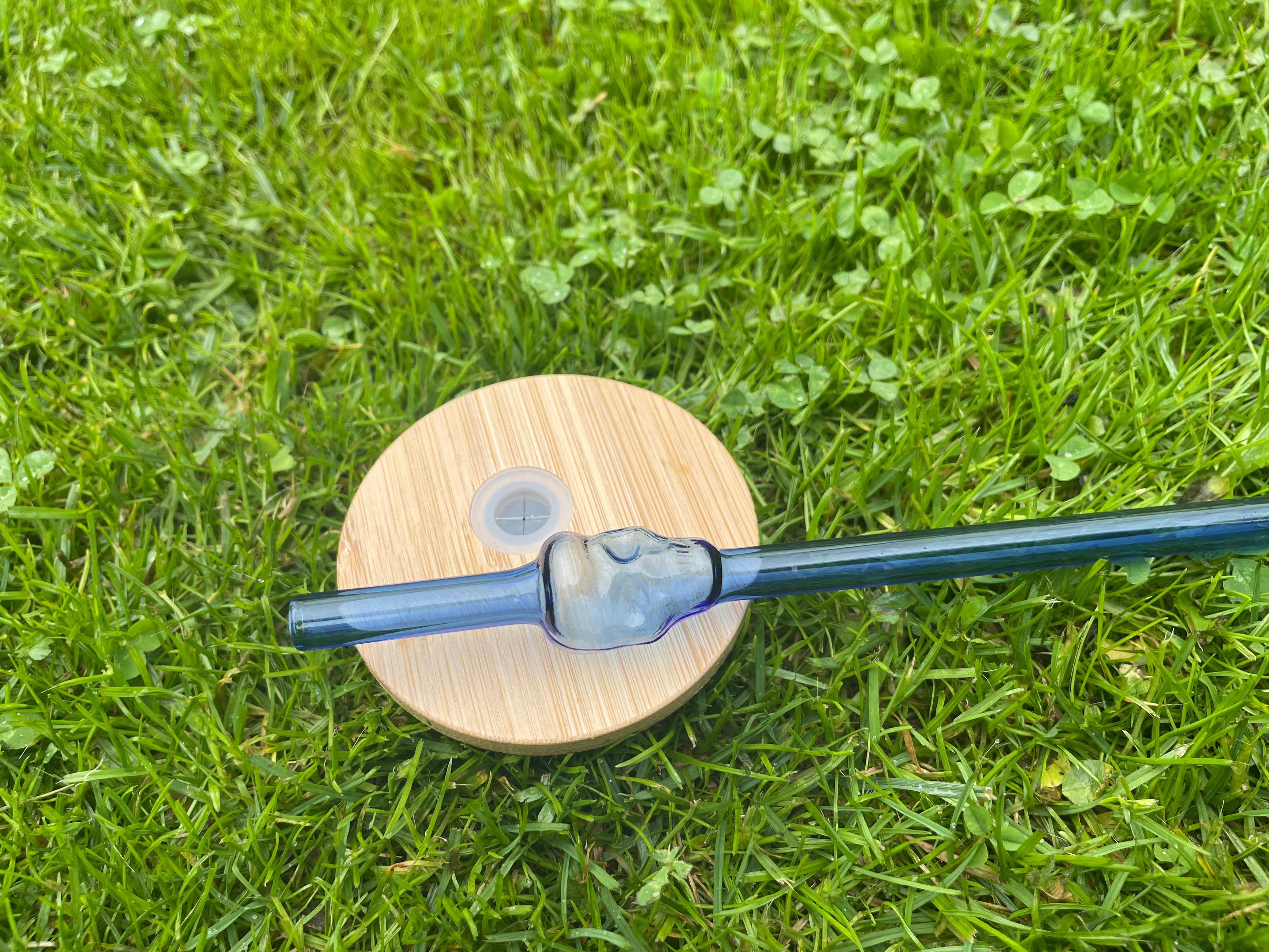 Skleněné brčko - lebka modrá